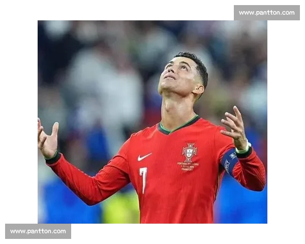 世界杯赛场惊喜不断,年轻球员表现抢眼引发全球关注